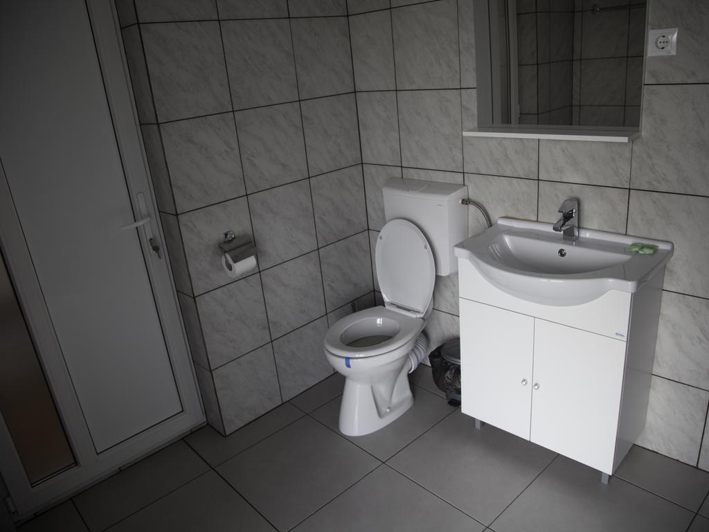 Vila Victoria Râmnicu Vâlcea Eksteriør billede
