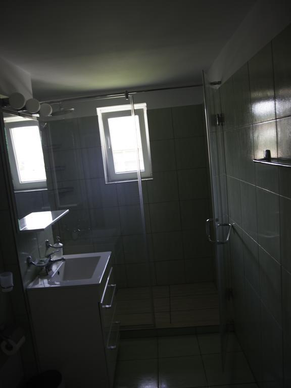 Vila Victoria Râmnicu Vâlcea Eksteriør billede