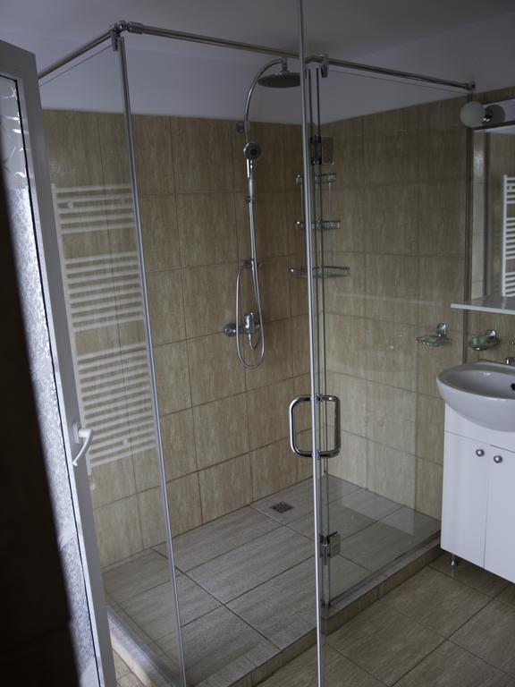 Vila Victoria Râmnicu Vâlcea Eksteriør billede